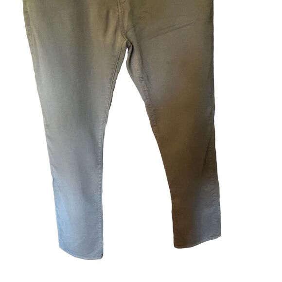 J BRAND Men's Kane Keckley Flihnt Light Gray Straight Leg Jeans Sz. 42 X 32 1/2 - Picture 3 of 10